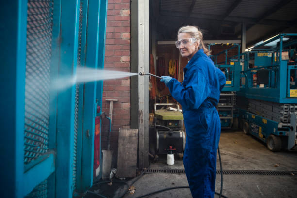 Best Gas Station Cleaning  in Tonka Bay, MN